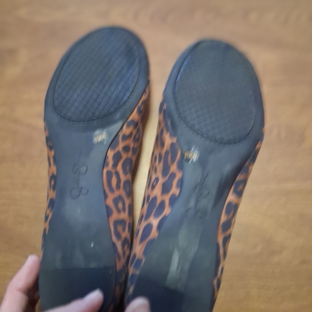 Jessica Simpson Leopard Print Flats - Picture 3 of 7